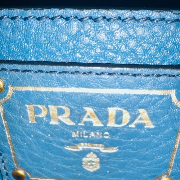 Prada Vitello Daino Tote/Handbag Colbalto Blue - Picture 12 of 13